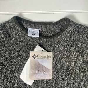 Colombia men’s cotton knit crew neck sweater: size XL
